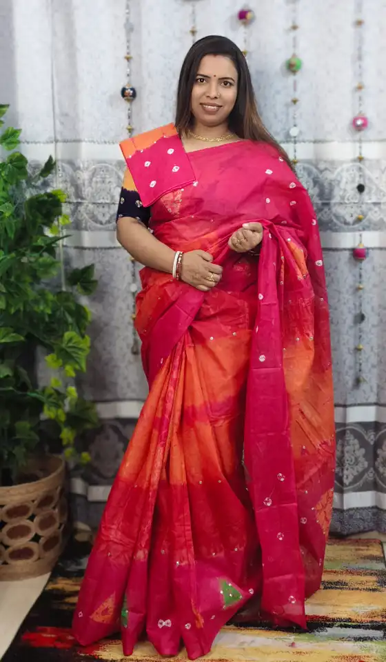 Exclusive Dollar Batik Saree