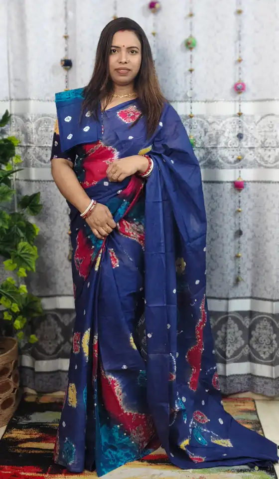 Exclusive Dollar Batik Saree