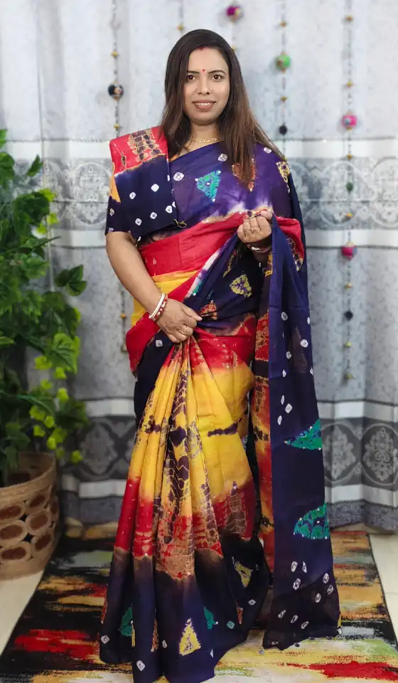 Exclusive Dollar Batik Saree